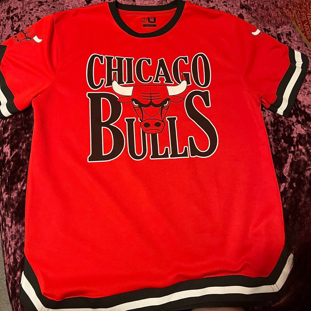 It excellent condition. US shipping only